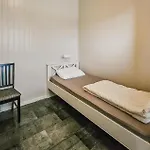 3 Bedroom Lovely In 아파트 에이드피오르드