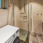 아파트 3 Bedroom Lovely In